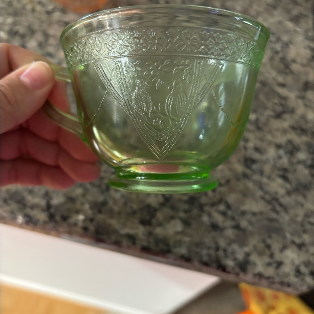 Four Depression Tea Cups - Picture 4 of 5